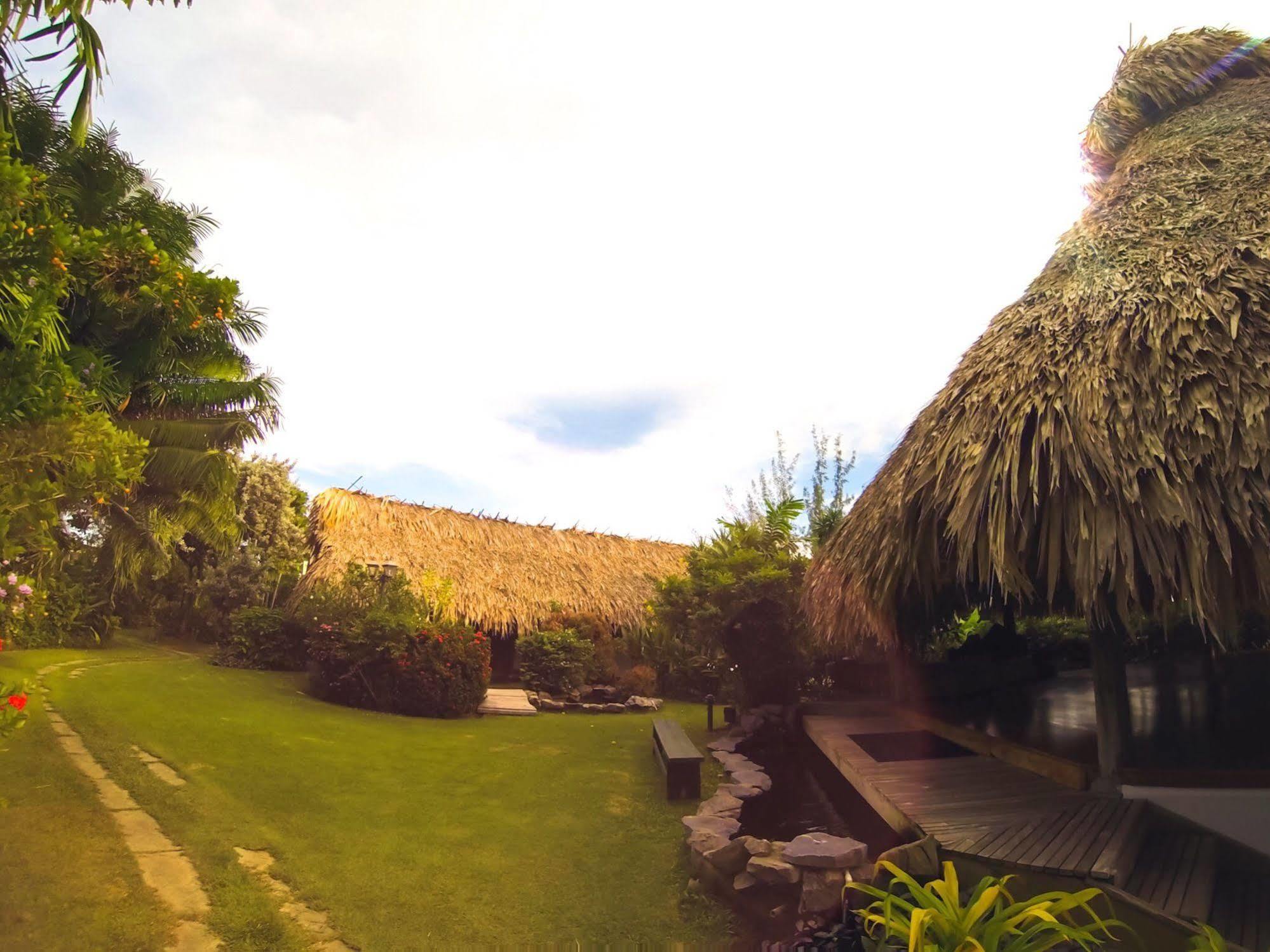 Kariwak Village Holistic Haven Crown Point Exteriör bild